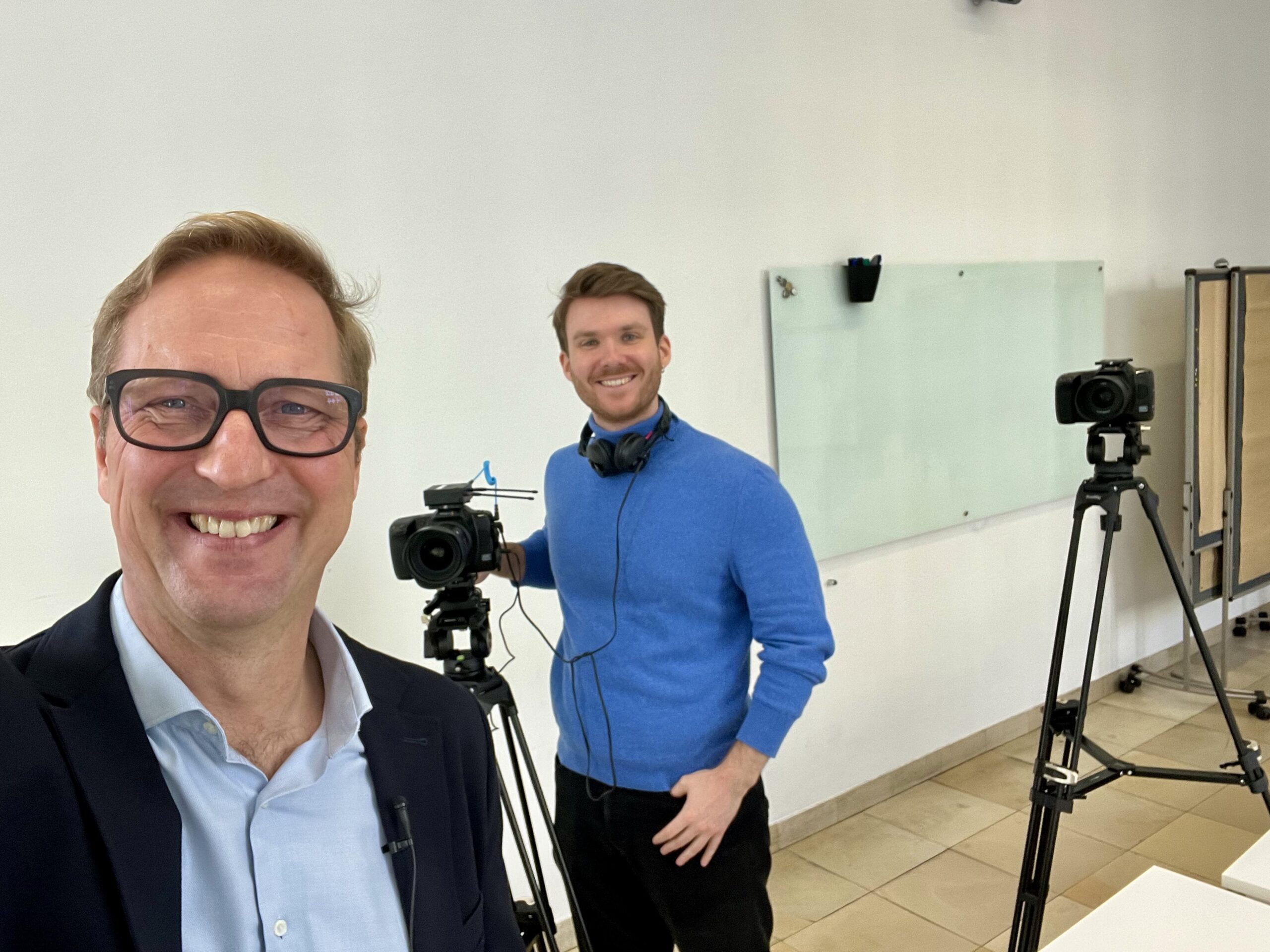 Zertifikatskurs KI-Manager*in